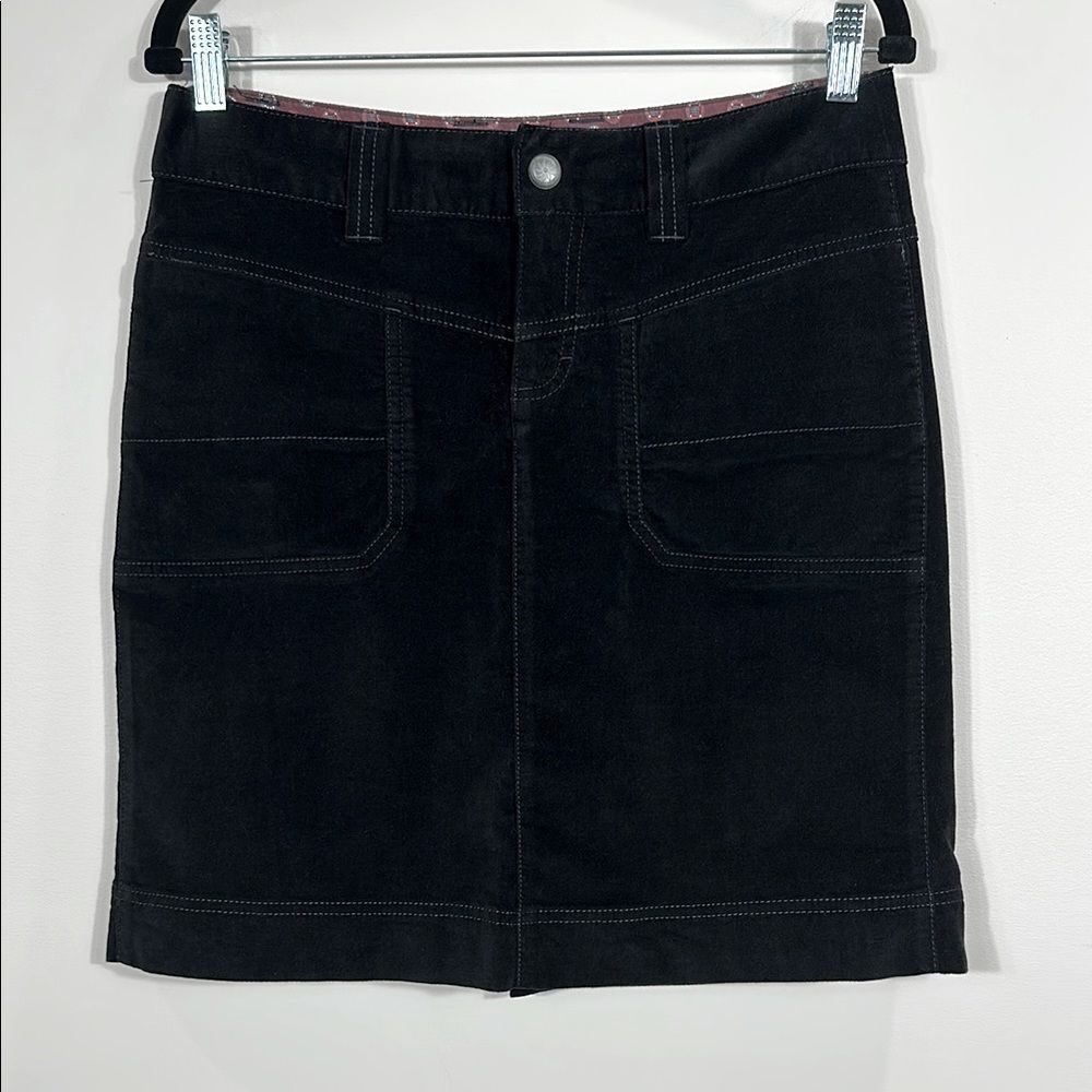 Athleta Black Velveteen Mini Skirt Dark Fall Winter Preppy Stretch Women Size 6